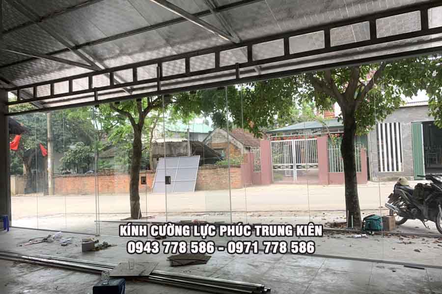 kính cường lực chống trộm